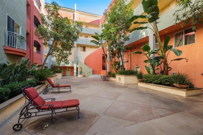 1501 India Street #508 photo 34