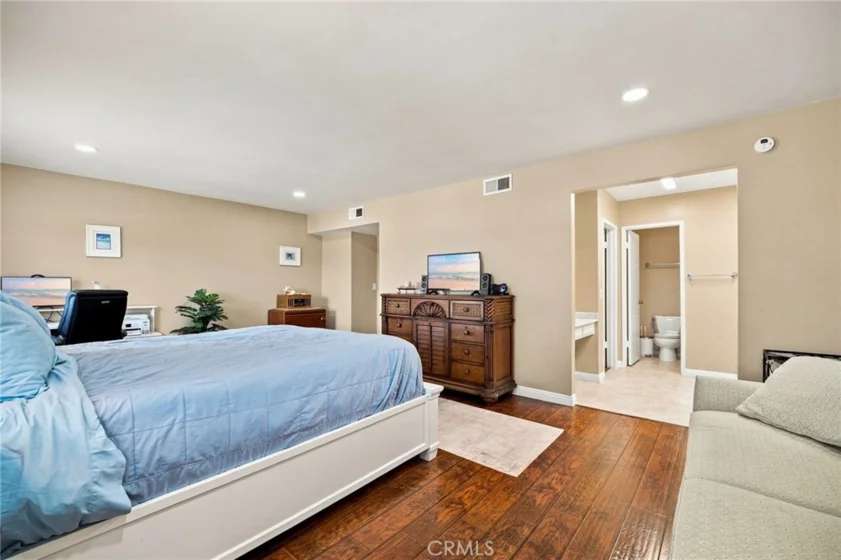 18360 Collins #L photo 22