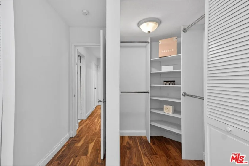 8530 Holloway Drive #303 photo 10