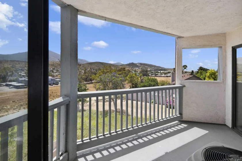 2952 Anawood Way photo 1