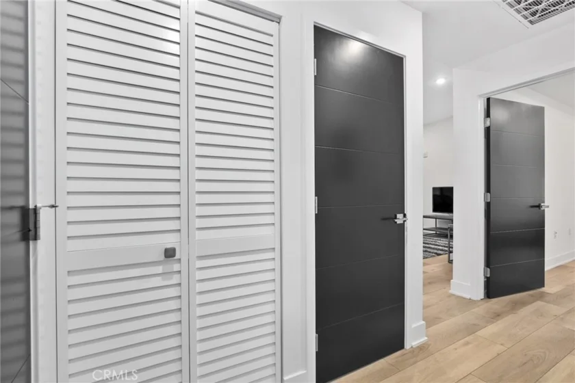 178 S Euclid Avenue #106 photo 17