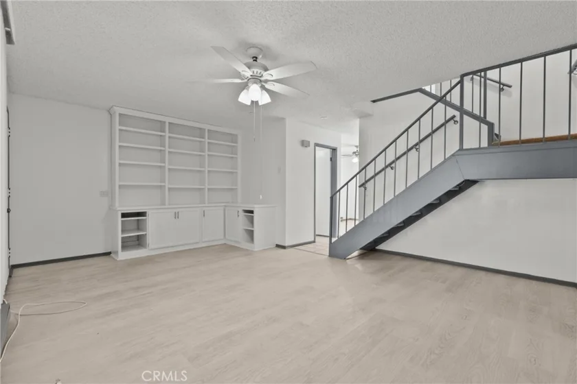2901 S Sycamore #B photo 42