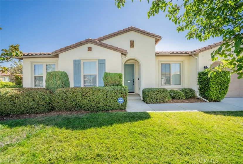 27832 Huron Court photo