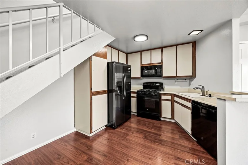 18915 Canyon Hill Drive photo 8