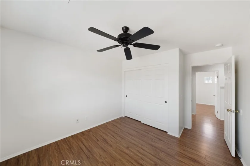 38090 Sherwood Street photo 32