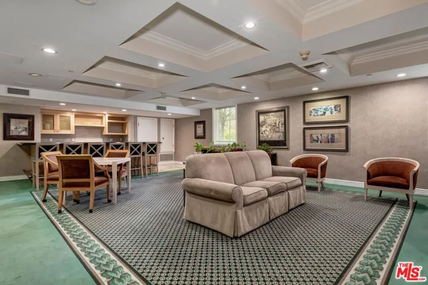 430 N Oakhurst Drive #202 photo 33