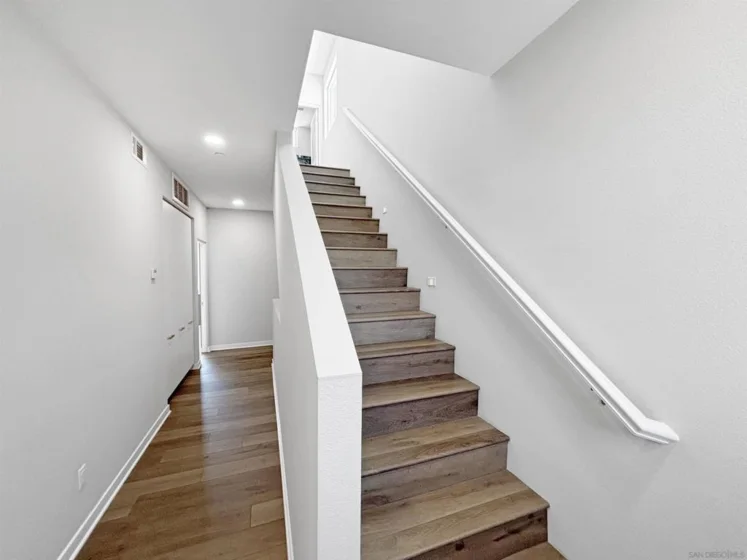 3533 3rd Avenue photo 16