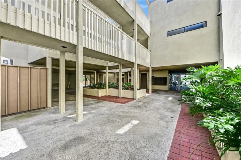 4513 Cove Drive #17 photo 5