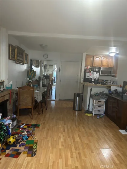 21801 Roscoe photo 5