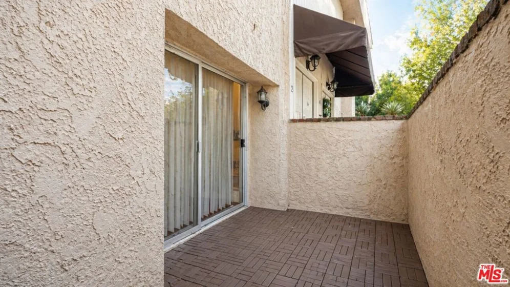 5139 Balboa Boulevard #12 photo 26
