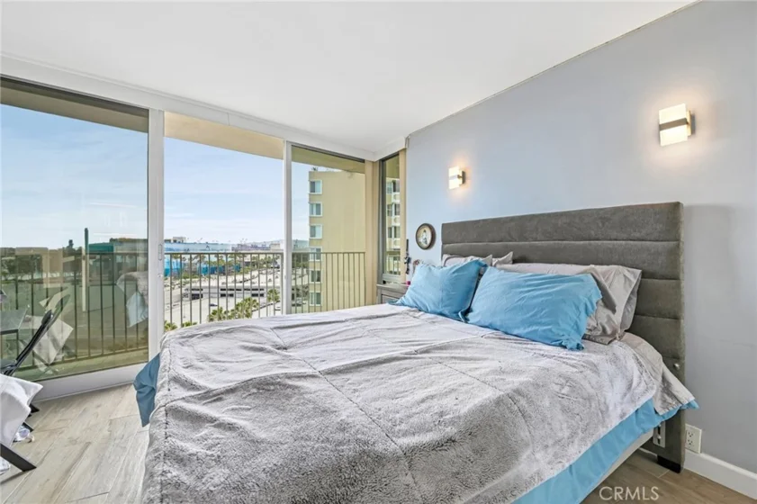 700 E Ocean Boulevard #1208 photo 19