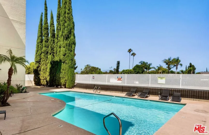 5050 Coldwater Canyon Avenue #PH1 photo 22