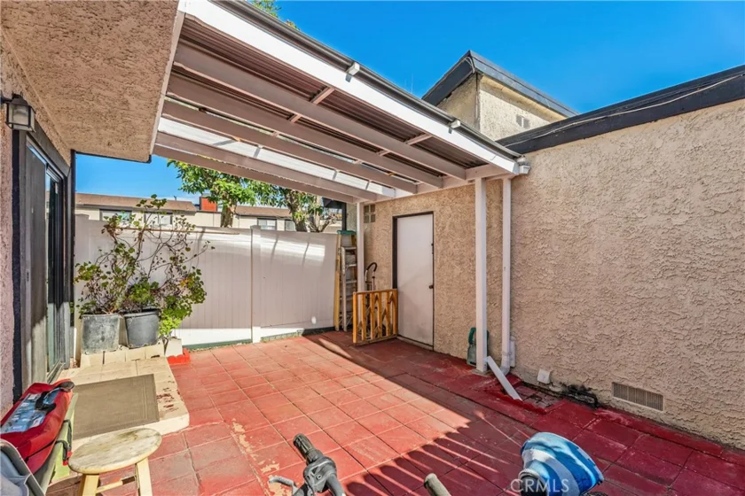 8574 Chapman #A photo 12