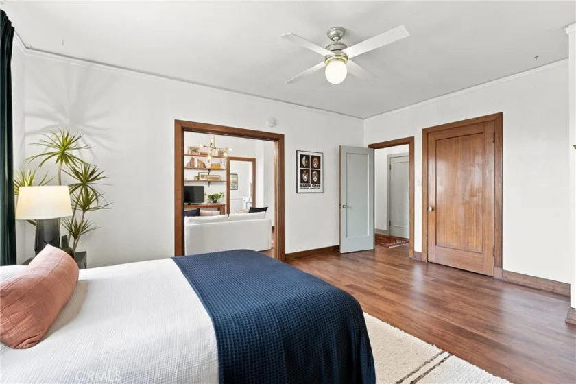 315 W 3rd #401 photo 18