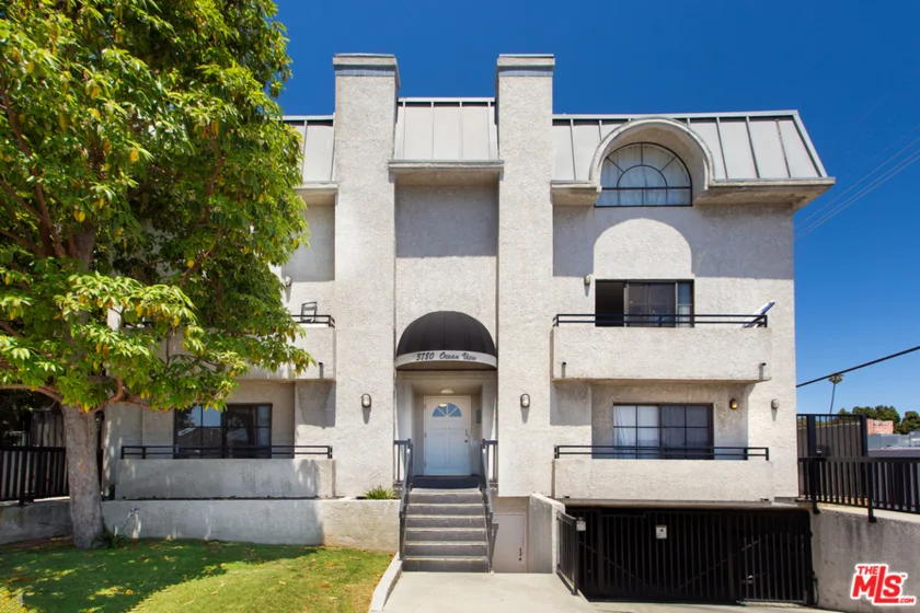 3780 Ocean View Avenue #1 photo 1