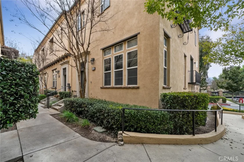 4457 Owens Street #101 photo 21