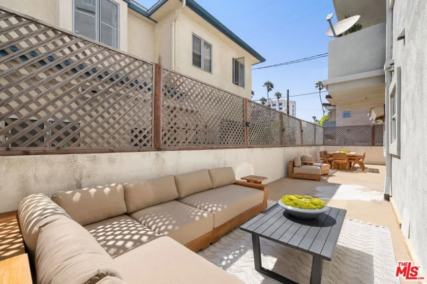 2222 Neilson Way #102 photo 20
