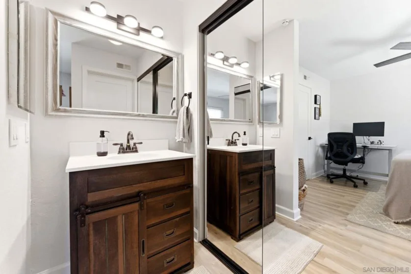 3593 Caminito Carmel Landing photo 18