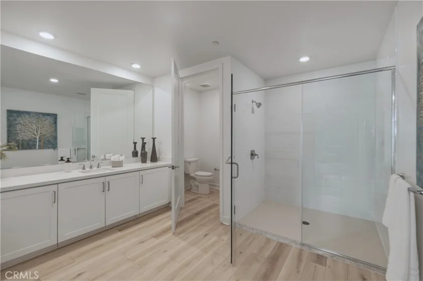 4505 Rivington photo 26