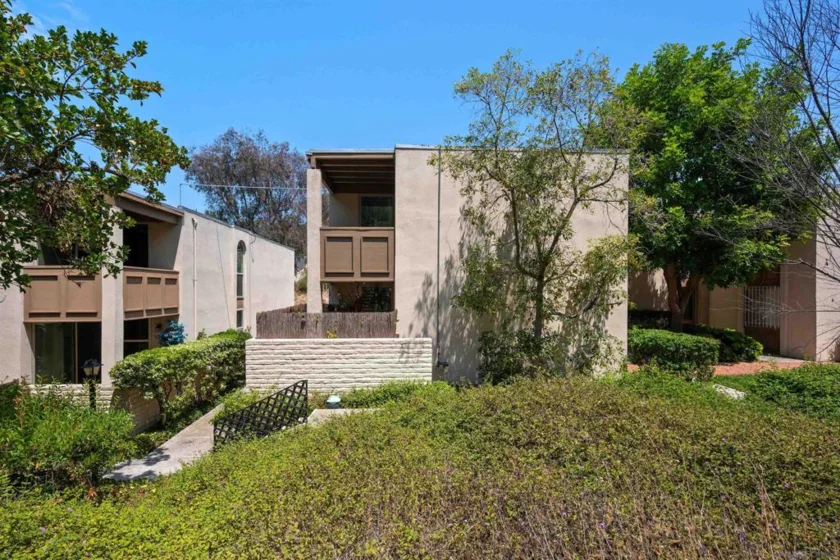 4851 Collwood Boulevard #B photo 33