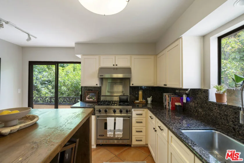 14560 Benefit Street #206 photo 6