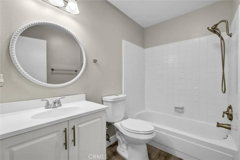 12827 Newhope photo 17