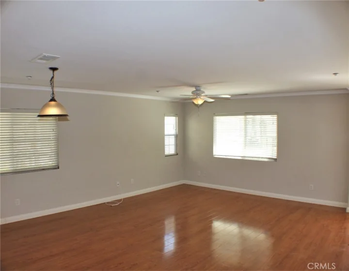 15613 Lasselle Street #17 photo 21