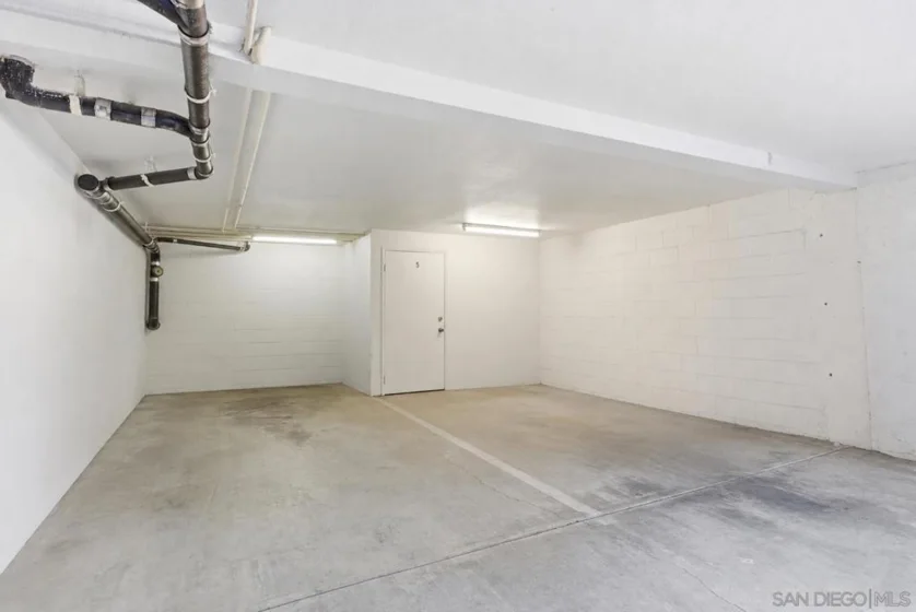 4070 Riviera Drive #5 photo 34