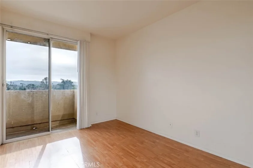19350 Sherman Way #210 photo 9