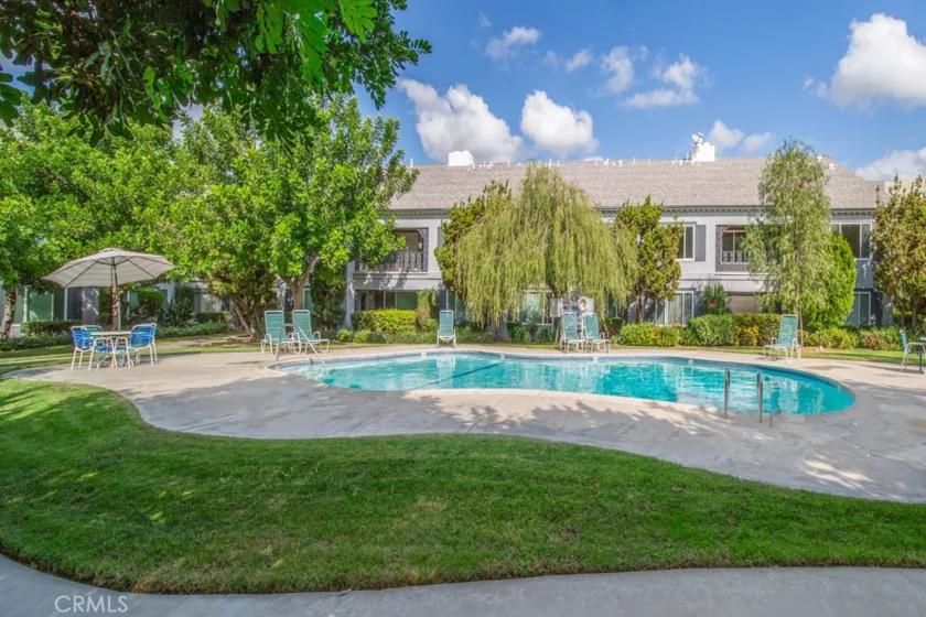 1510 S Pomona Avenue #B9 photo 1