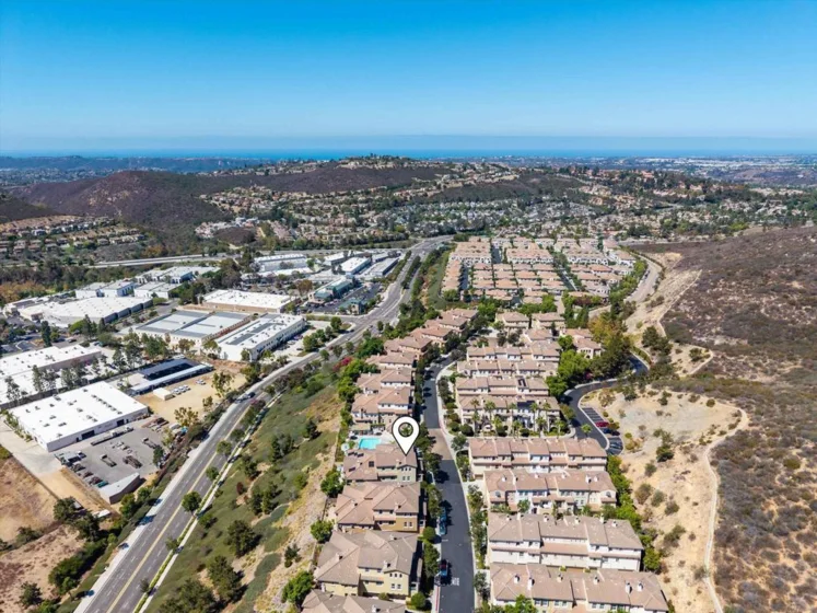 2099 Silverado Street photo 36