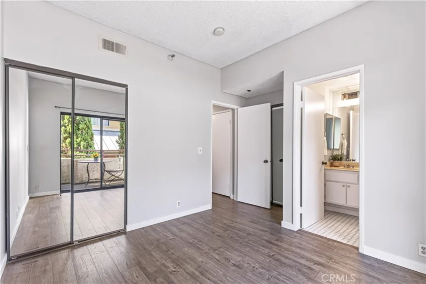 730 W 4th Street #308 photo 11
