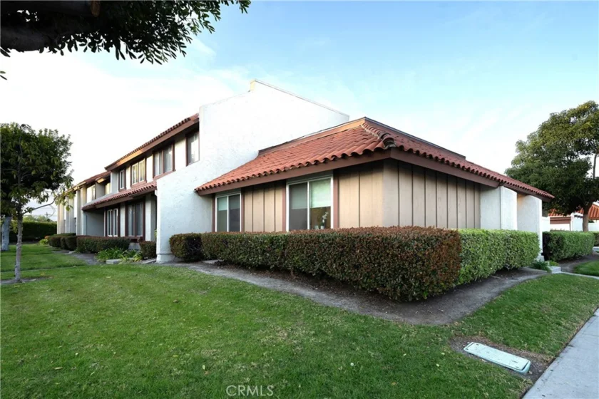 4649 Minorca Way photo 1
