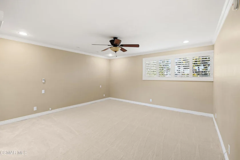 4950 Louise Avenue #301 photo 24
