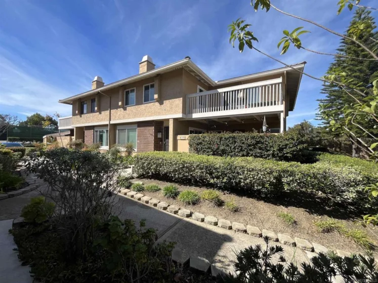 17494 Ashburton Road photo 1