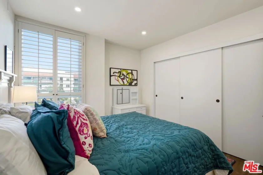 17711 Margate Street #211 photo 29
