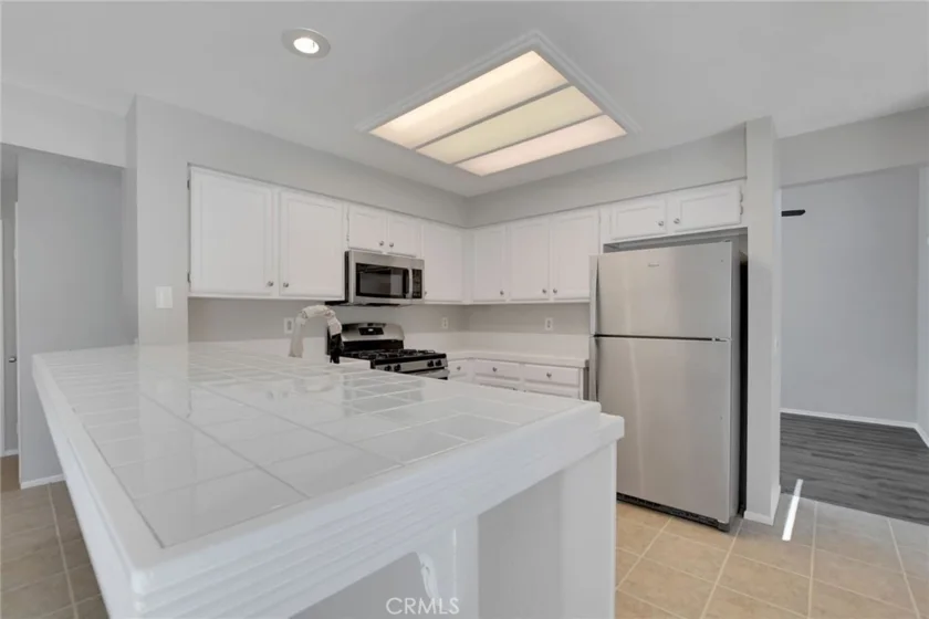 43009 Calle Jeminez photo 17
