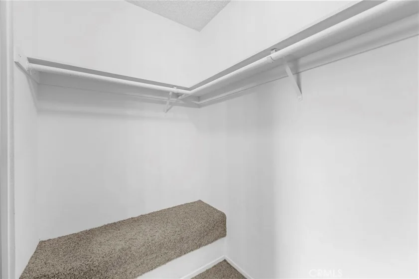 1401 Cheltenham Lane photo 19