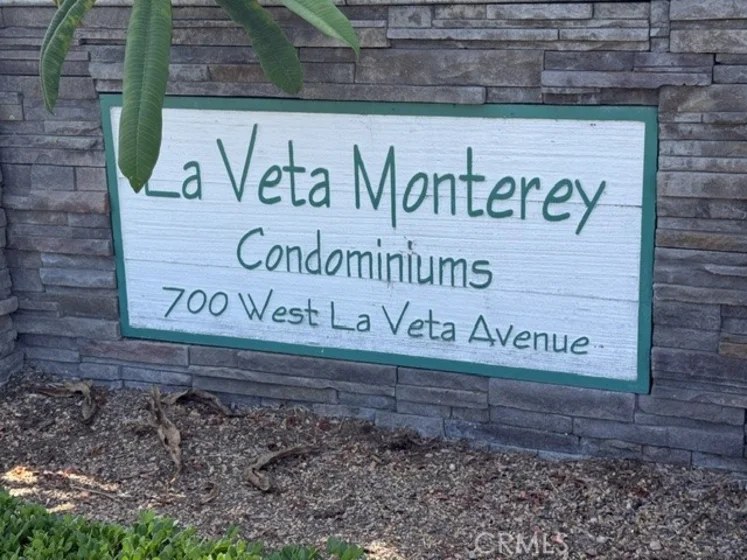 700 W La Veta #E4 photo 3