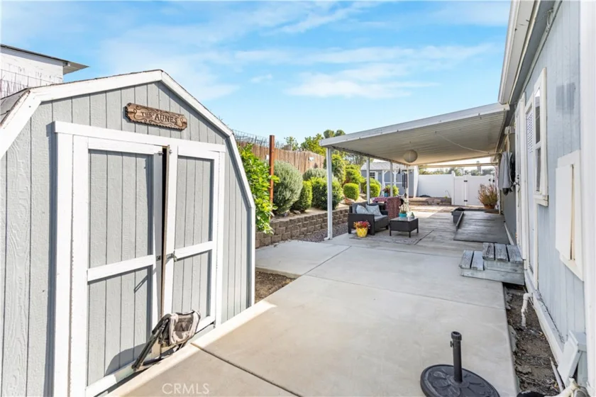 25210 Catalina photo 32