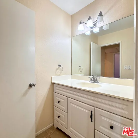 18645 Hatteras Street #263 photo 26
