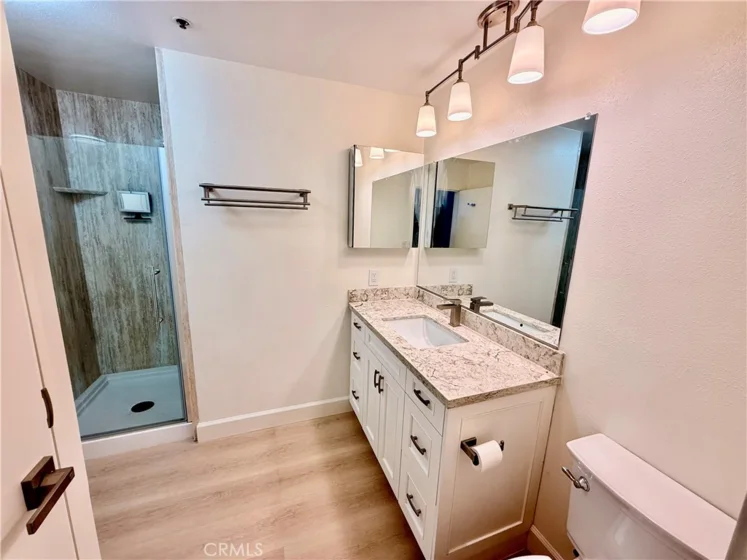 1310 E Ocean #407 photo 23