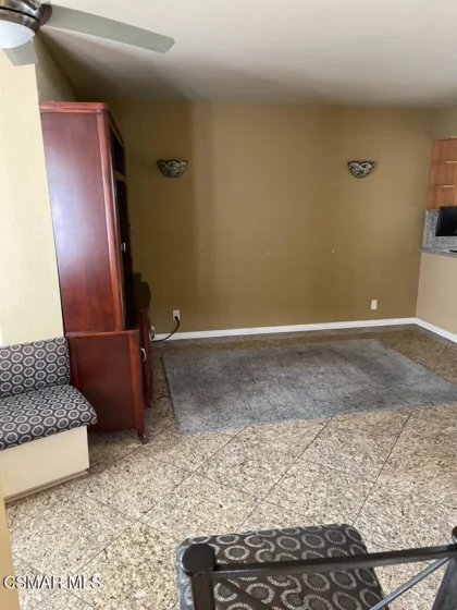 18410 Keswick Street #5 photo 9
