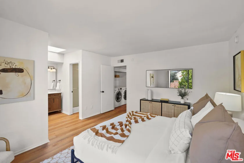 1655 Greenfield Avenue #3 photo 12