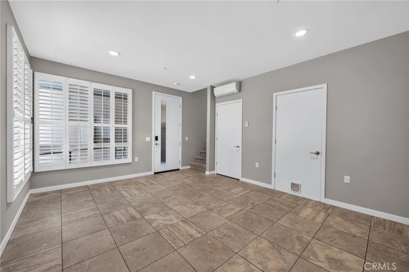 821 Brickyard photo 11