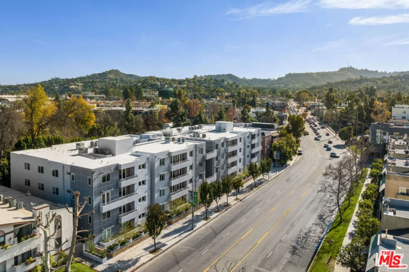 4240 Laurel Canyon Boulevard #305 photo 32