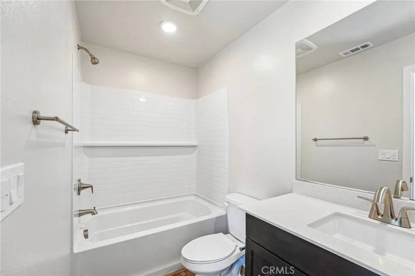 9524 Hannah Way photo 21