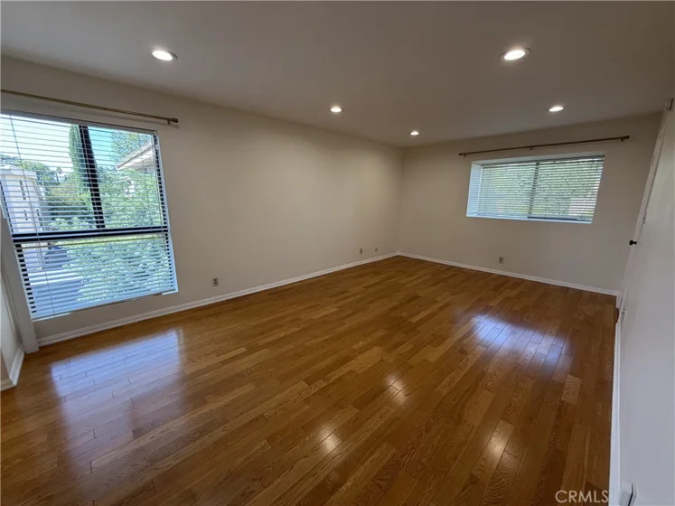 15221 Magnolia #E photo 22