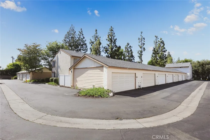 1419 Norwich Lane photo 29