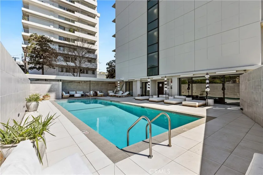 818 N Doheny #308 photo 3